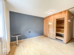 Zimmer 2 OG mit Sauna - Vielseitig nutzbares und sehr gepflegtes 1-3 Familienhaus mit unverbaubarer Aussicht.