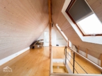 Schlafzimmer - Sonnige Maisonettewohnung mit zwei Bädern und zwei Terrassen in Stuttgart-Feuerbach!