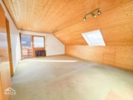 Arbeits-/ Gästezimmer DG - Großes Reihenendhaus mit Garten und Garage in gefragter Lage.