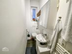 Badezimmer - Charmante 2,5 Zimmer-Altbau-Wohnung mit EBK und Balkon