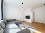 Wohn- und Arbeitszimmer - Neuwertige 3- Zimmerwohnung mit EBK und Balkon im belieben Heusteigviertel