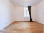 Schlafzimmer - Neuwertige 3- Zimmerwohnung mit EBK und Balkon im belieben Heusteigviertel