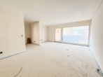 Wohn-/Essbereich - Großzügige 3,5-Zimmer Wohnung mit Balkon und TG-Stellplatz!