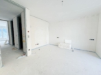 Zimmer 2 - Großzügige 3,5-Zimmer Wohnung mit Balkon und TG-Stellplatz!