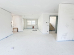 Wohn-/Essbereich - Großzügige 3,5-Zimmer Wohnung mit Balkon und TG-Stellplatz!