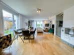 Wohnzimmer - Großzügiges Reihenendhaus mit Garten, Dachterrasse und Wärmepumpe
