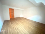 Schlafzimmer - Hochwertige 2,5-Zimmer Dachgeschosswohnung mit EBK und Balkon in toller Lage