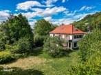 Titelbild - Charmante, großzügige Villa auf großem Grundstück mit viel Privatsphäre!