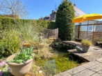 Garten und Teich - Sehr gepflegtes und selbst bewohnbares Mehrfamilienhaus in sonniger und idyllischer Lage!