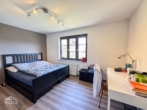 OG - Schlafen - Sehr gepflegtes und selbst bewohnbares Mehrfamilienhaus in sonniger und idyllischer Lage!