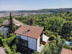 Ansicht von hinten - Großzügiges Einfamilienhaus inkl. Einliegerwohnung mit traumhafter Aussicht in ruhiger Lage.