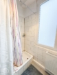 Badezimmer - Großzügige 3-Zimmer-Wohnung in Stuttgart-West – auch für WGs (3 P.) geeignet