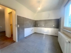 Küche - Hochwertig modernisierte 3-Zimmerwohnung in ruhiger Lage mit Terrasse und Außenstellplatz.
