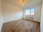 Kinder oder Arbeitszimmer - Hochwertig modernisierte 3-Zimmerwohnung in ruhiger Lage mit Terrasse und Außenstellplatz.