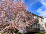 Aussenansichten - Gepflegtes 2- 3 Parteienhaus mit Doppelgarage und Potenzial zum Ausbau!