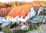 Hausansicht - Hochwertiges, einzugsbereites Reihenendhaus mit Terrasse und Carports.