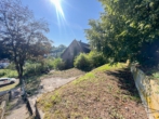 Garten - Entkerntes Zweifamilienhaus mit Terrassengarten, Doppelgarage und toller Aussicht!
