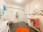 Bad 1 - Traumhafte barrierefreie Wohnung mit großem Balkon und EBK