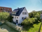 Hausansicht vorne - Traumhaftes Einfamilienhaus mit großem Garten!