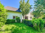 Garten - garden - Helles Einfamilienhaus mit Garten, EBK und Garage – Beautiful house with garden, kitchen and garage!