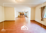 Wohn-/Essbereich - Living/dining area - Helles Einfamilienhaus mit Garten, EBK und Garage – Beautiful house with garden, kitchen and garage!