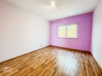 Raum 3 - 3rd room - Helles Einfamilienhaus mit Garten, EBK und Garage – Beautiful house with garden, kitchen and garage!