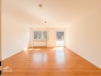Wohn-Esszimmer - Helle, modernisierte 3-Zimmer-Wohnung mit Balkon und Einbauküche