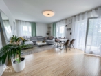 Wohnzimmer - Gemütliche 2-Zimmerwohnung mit großem Balkon und Blick am Frauenkopf