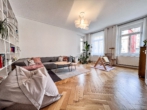 Wohnzimmer - Sanierter Altbau-Traum am Marienplatz mit Balkon und EBK *provisionsfrei*