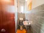 HPT- Gäste-WC - Sonniger 3-Parteien Altbau, auch als Einfamilienhaus oder Mehrgenerationenhaus nutzbar!