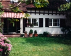 Hausansicht - Sonniges Einfamilienhaus mit großem Garten!