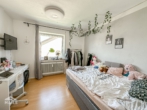 Kind DG rechts - Gepflegtes Mehrfamilienhaus in Riederich – Optimale Kapitalanlage mit guter Rendite