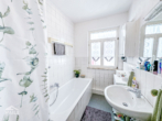 EG - Charmantes 1-3 Familienhaus in zentraler Lage.